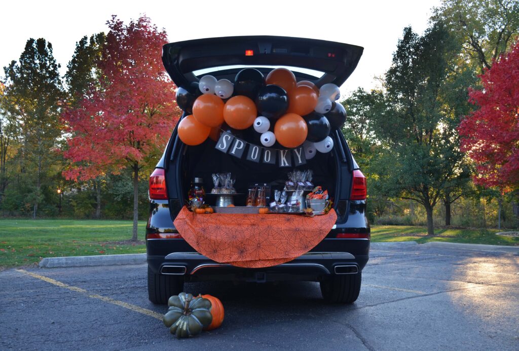 A Spooktacular Trunk or Treat Party - Moment in the Making